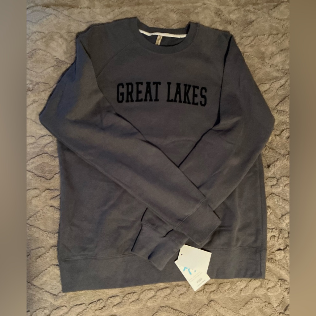Great Lakes Mens Gray Sweater